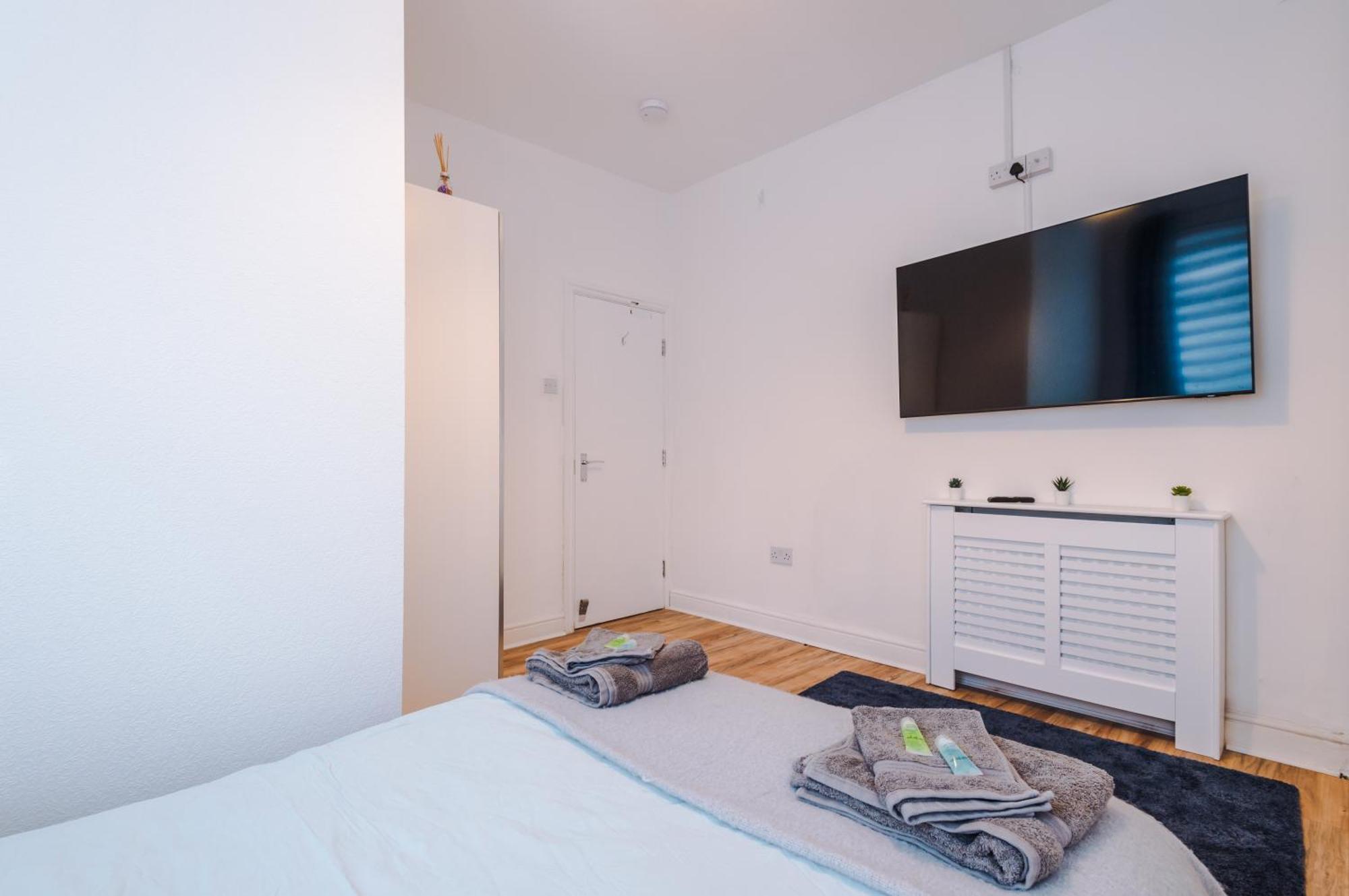 4 Bedroom Victorian House Casa vacanze Manchester